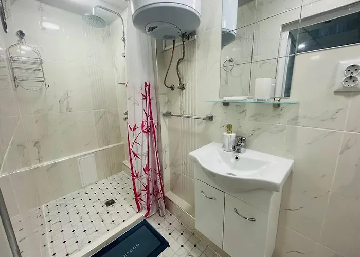 21 アパート ヴァルナ